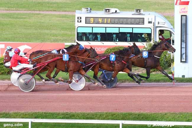 11/10/2021 - Enghien - Prix de la Porte de Saint-Mandé : Arrivée