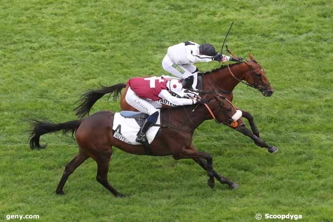 19/09/2023 - Auteuil - Prix Finot (Pouliches) - Second Peloton : Arrivée