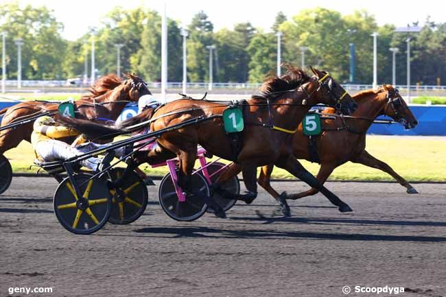 25/08/2025 - Vincennes - Prix de Dijon : Arrivée