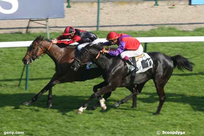 19/04/2011 - ParisLongchamp - Prix d'Evreux : Arrivée