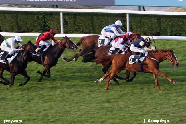 18/05/2011 - Saint-Cloud - Prix Casterari : Arrivée