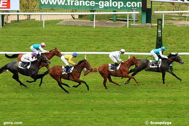 09/04/2012 - Saint-Cloud - Prix Pas de Deux : Arrivée