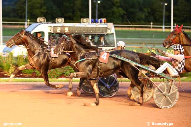 11/08/2023 - Cabourg - Prix des Nivéoles : Arrivée