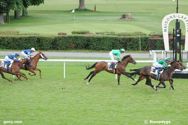 24/06/2011 - Maisons-Laffitte - Prix de la Croix Blanche : Ankunft