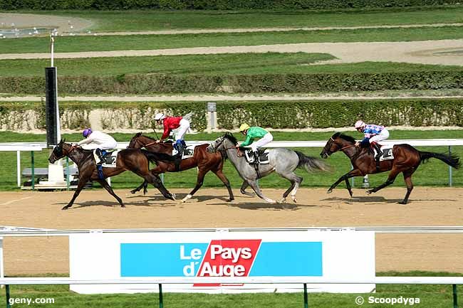 30/08/2011 - Deauville - Prix de Saint-Léonard des Parcs : Arrivée