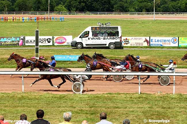 15/07/2015 - Lisieux - Prix du Restaurant "le Moulin du Fossard" : Arrivée