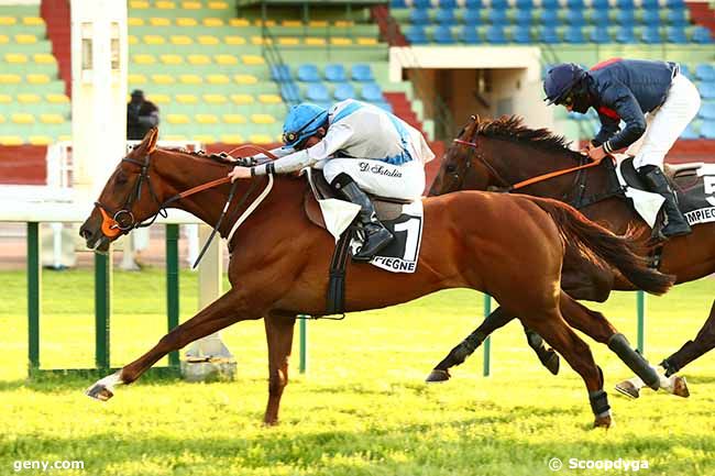 11/05/2020 - Compiègne - Prix Claude Cohen (premier peloton) : Arrivée