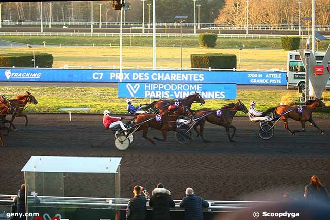 09/02/2022 - Vincennes - Prix des Charentes : Arrivée