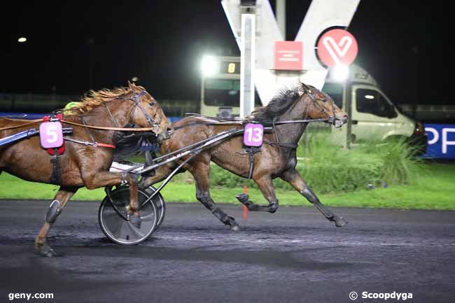 04/11/2022 - Vincennes - Prix Una : Arrivée