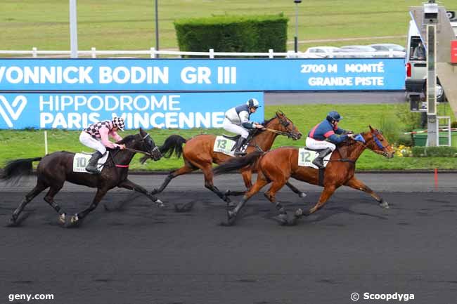 28/12/2019 - Vincennes - Prix Yvonnick Bodin : Arrivée