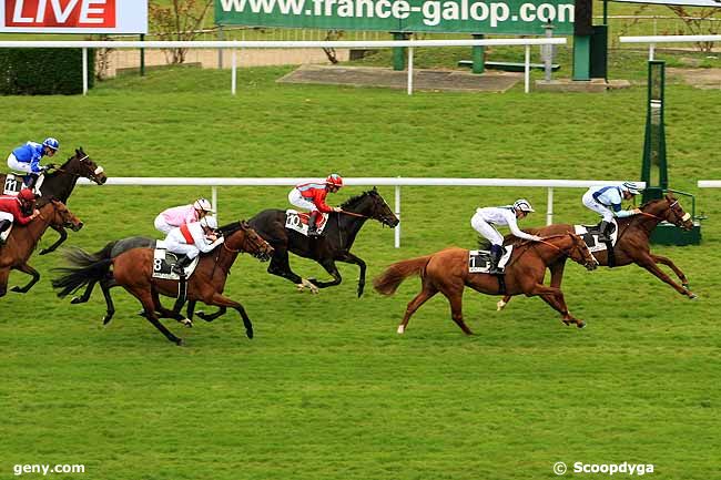 09/04/2012 - Saint-Cloud - Prix Right Royal : Arrivée