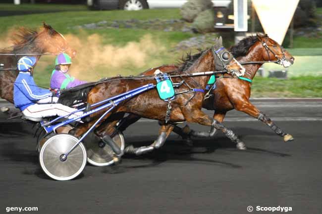 10/12/2013 - Vincennes - Prix Thia : Arrivée