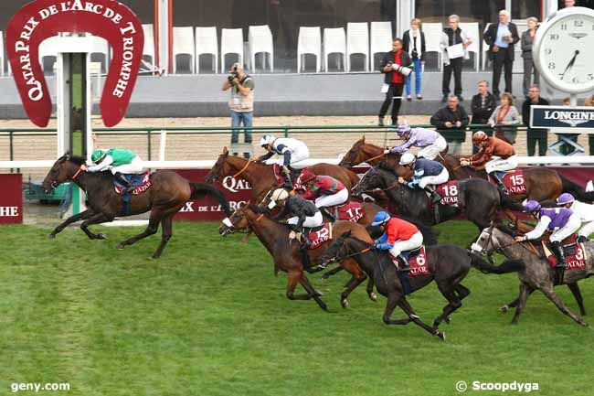 13/09/2015 - ParisLongchamp - Prix Al Wakra RMC - Prix des Associations de Turfistes : Ankunft