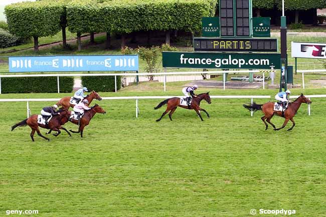 18/05/2015 - Saint-Cloud - Prix de Rolleboise : Arrivée