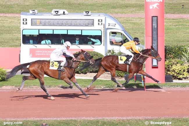 12/10/2022 - Enghien - Prix de la Place du Petit Pont : Arrivée