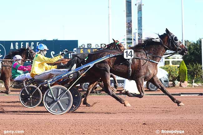 12/03/2023 - Cagnes-sur-Mer - Prix André Viguier - Prix de Livourne : Arrivée