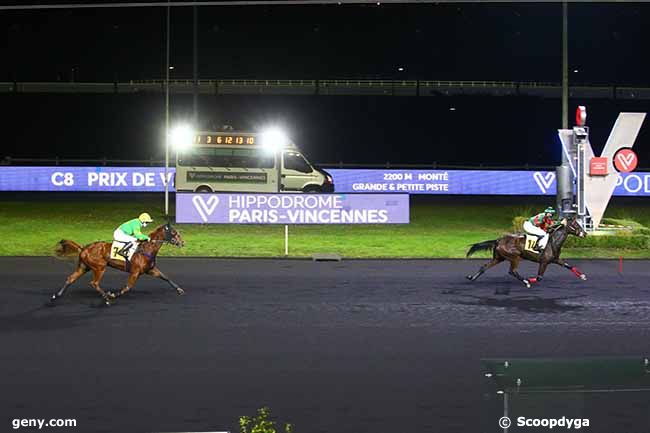 16/12/2021 - Vincennes - Prix de Valdampierre : Arrivée