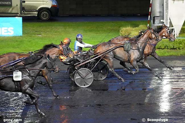 04/12/2023 - Vincennes - Prix Les Mathes-La Palmyre : Arrivée