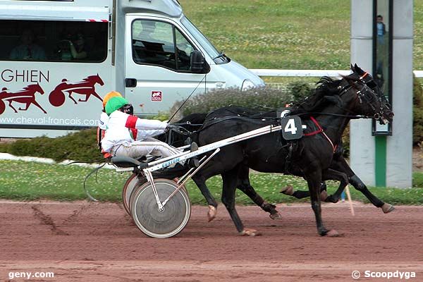 29/07/2010 - Enghien - Prix de l'Institut Pasteur : Arrivée