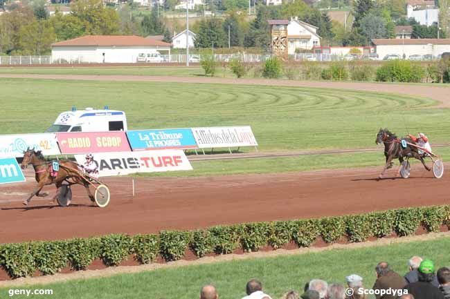 13/04/2011 - Saint-Galmier - Prix de l'U.N..A.T. : Arrivée