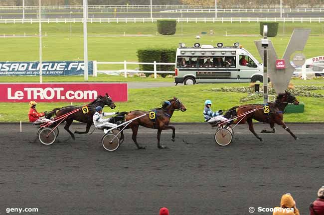 25/11/2015 - Vincennes - Prix de Bouville : Arrivée