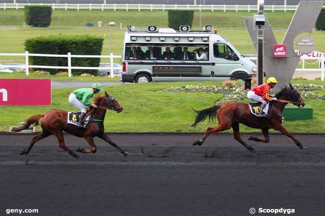 15/12/2015 - Vincennes - Prix de l'Angoumois : Ankunft