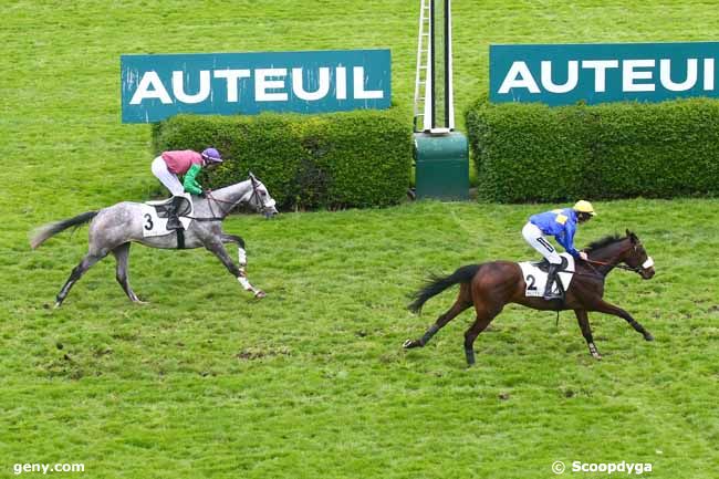 18/04/2023 - Auteuil - Prix Philippe Ménager : Arrivée