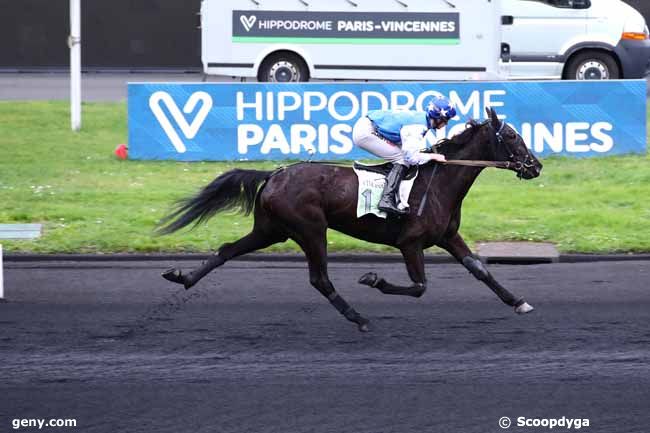 28/12/2023 - Vincennes - Prix de Thouars : Arrivée