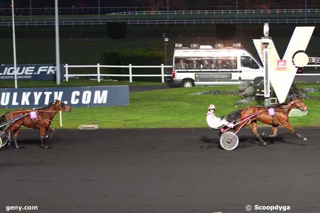 04/12/2013 - Vincennes - Prix d'Hossegor : Result