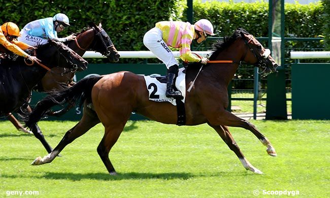 20/07/2025 - Chantilly - Prix du Château Neuf : Arrivée