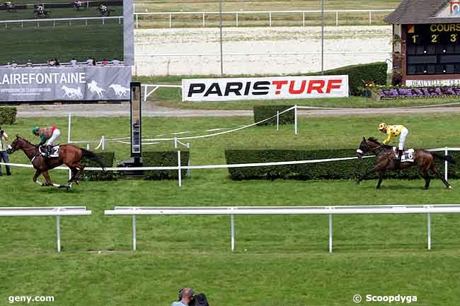 05/07/2011 - Clairefontaine-Deauville - Prix des Oeillets : Ankunft