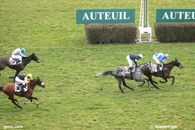 04/03/2012 - Auteuil - Prix Karcimont : Arrivée