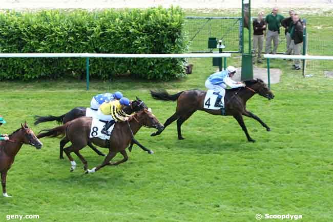 01/07/2012 - Chantilly - Prix du Bois : Arrivée