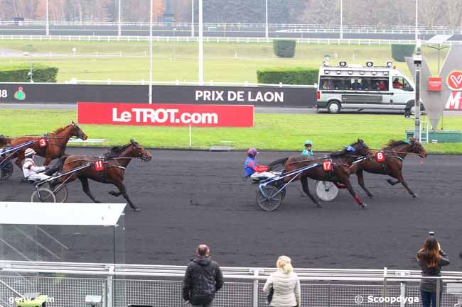 05/12/2017 - Vincennes - Prix de Laon : Arrivée