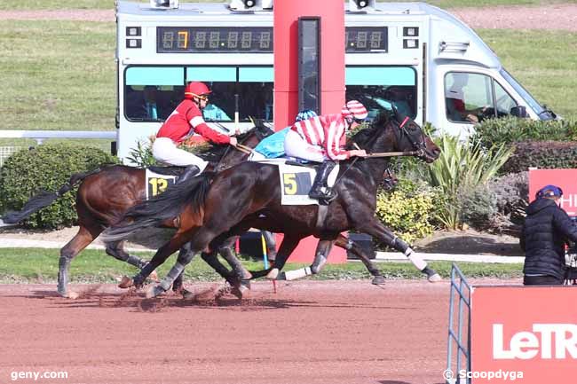 12/10/2022 - Enghien - Prix du Pont Royal : Ankunft