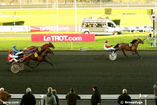 31/12/2015 - Vincennes - Prix de Château Chinon : Arrivée