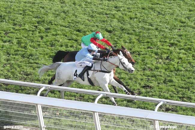 02/12/2023 - Auteuil - Prix François de Poncins : Ankunft