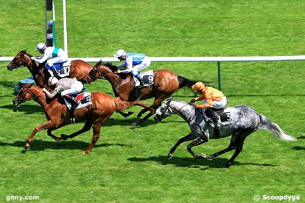 02/07/2011 - ParisLongchamp - Prix de la Porte Maillot : Arrivée