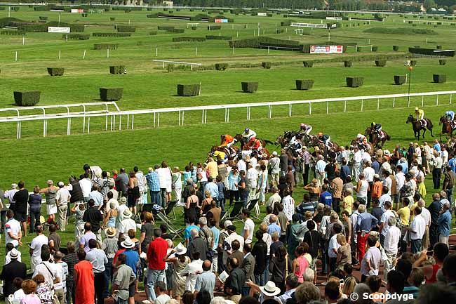 18/08/2011 - Clairefontaine-Deauville - Prix Carling : Ankunft