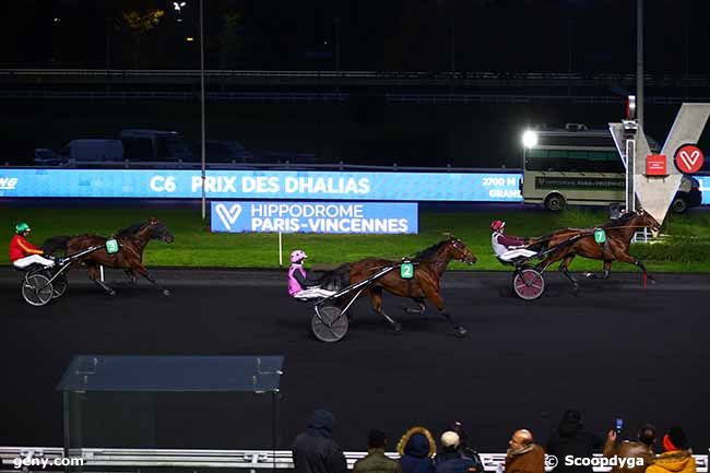 03/12/2022 - Vincennes - Prix des Dhalias : Arrivée