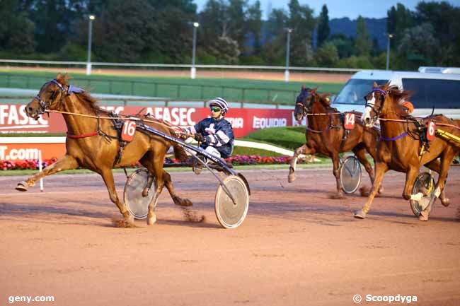 04/08/2023 - Cabourg - Prix des Lis : Arrivée