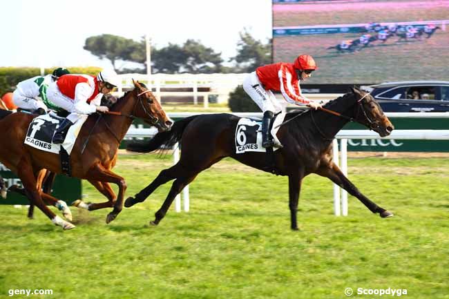 09/02/2023 - Cagnes-sur-Mer - Prix de Vichy : Arrivée