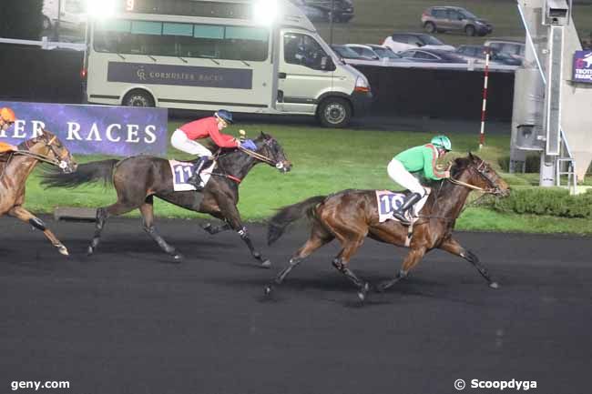 17/12/2023 - Vincennes - Prix Bilibili - Cornulier Races Q2 : Arrivée