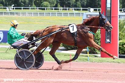 04/08/2024 - Enghien - Prix du Ballon d'Alsace : Arrivée