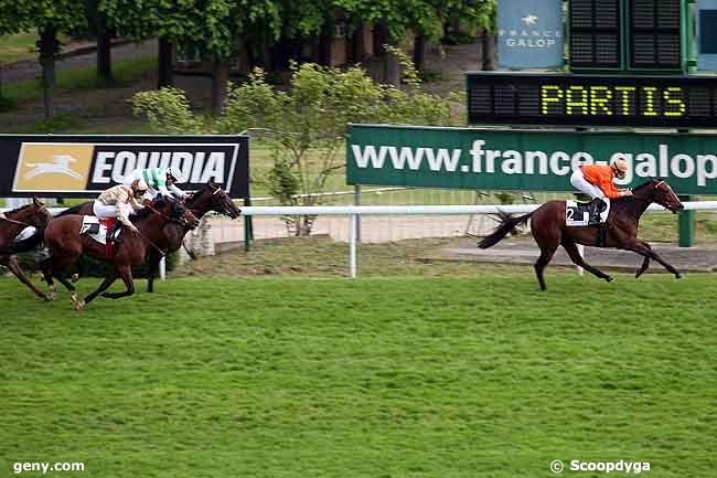 08/05/2010 - Saint-Cloud - Prix de Malmaison : Arrivée