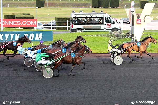 20/12/2011 - Vincennes - Prix de Salon de Provence : Arrivée