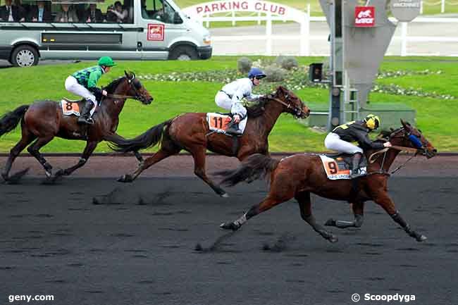 30/12/2011 - Vincennes - Prix de Courteilles : Arrivée