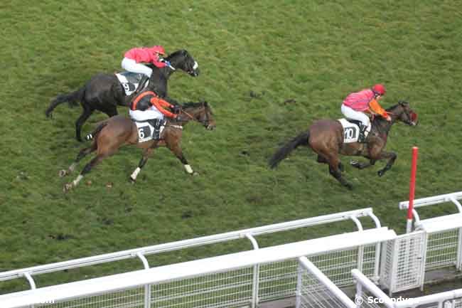 04/03/2012 - Auteuil - Prix Souviens Toi : Arrivée