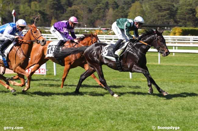 16/04/2022 - Fontainebleau - Prix des Hauteurs de la Solle : Arrivée