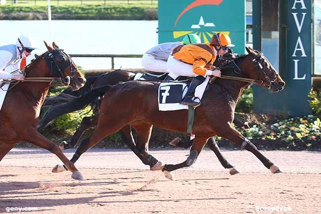 14/03/2023 - Laval - Prix de la Société du Cheval Français : Arrivée